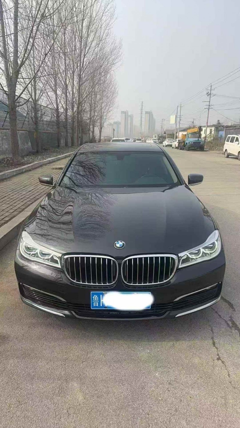 济宁16年宝马7系1