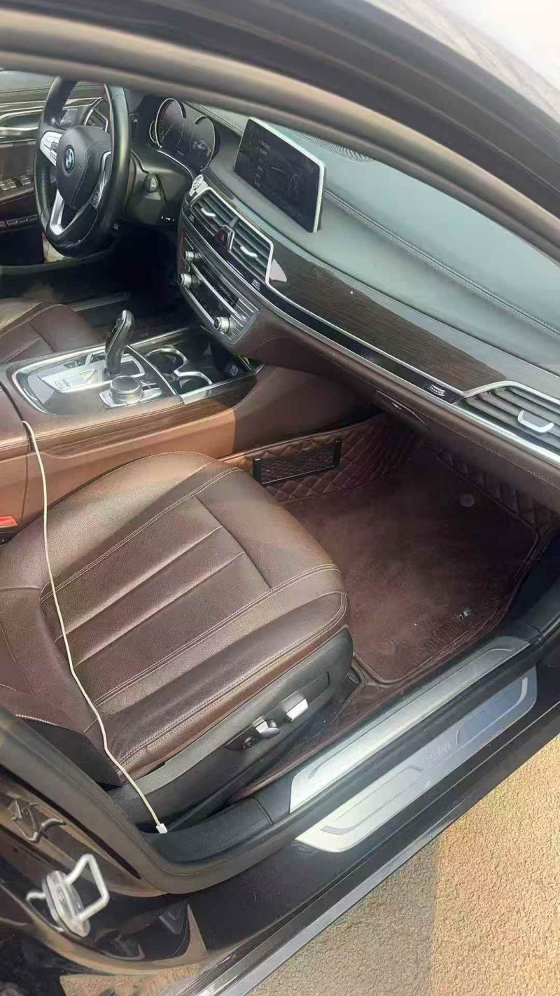 济宁16年宝马7系5