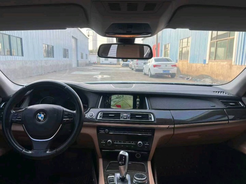 徐州14年宝马7系4