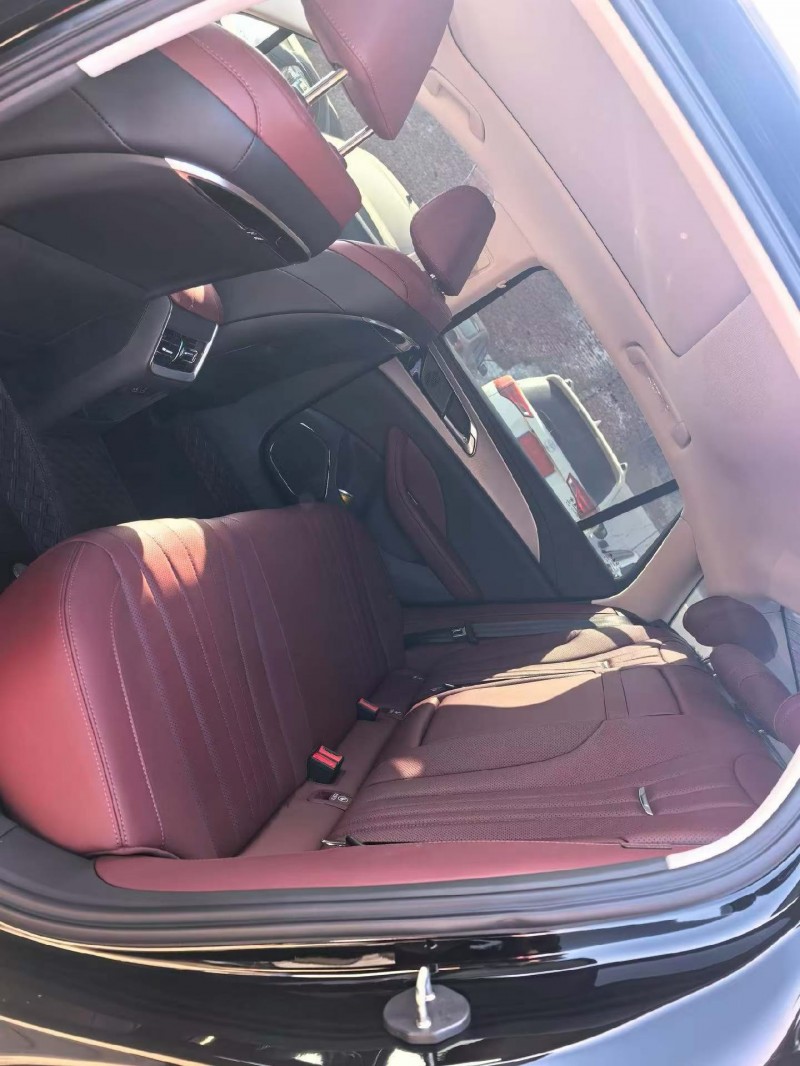 咸阳24年红旗H55