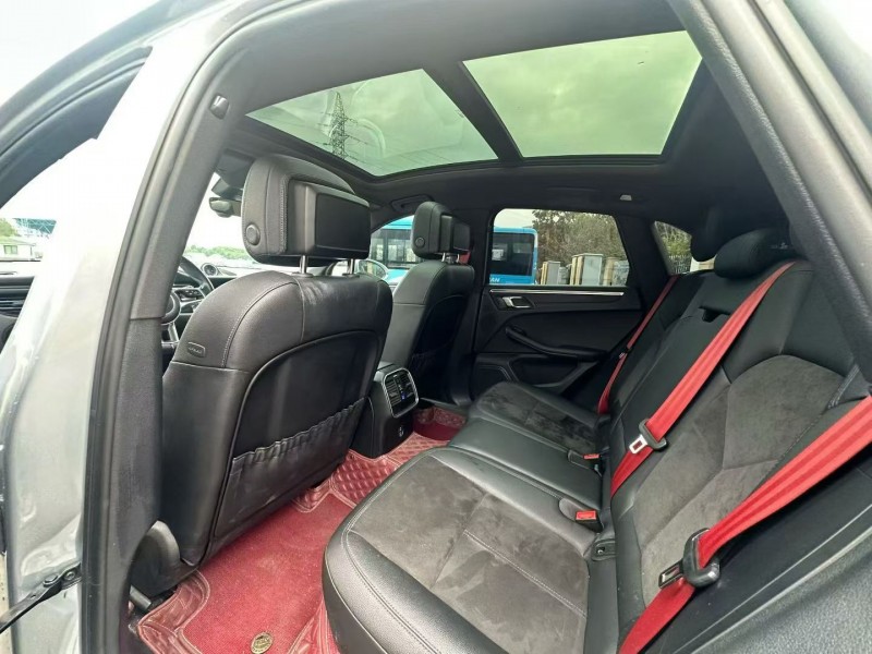 连云港22年保时捷Macan5