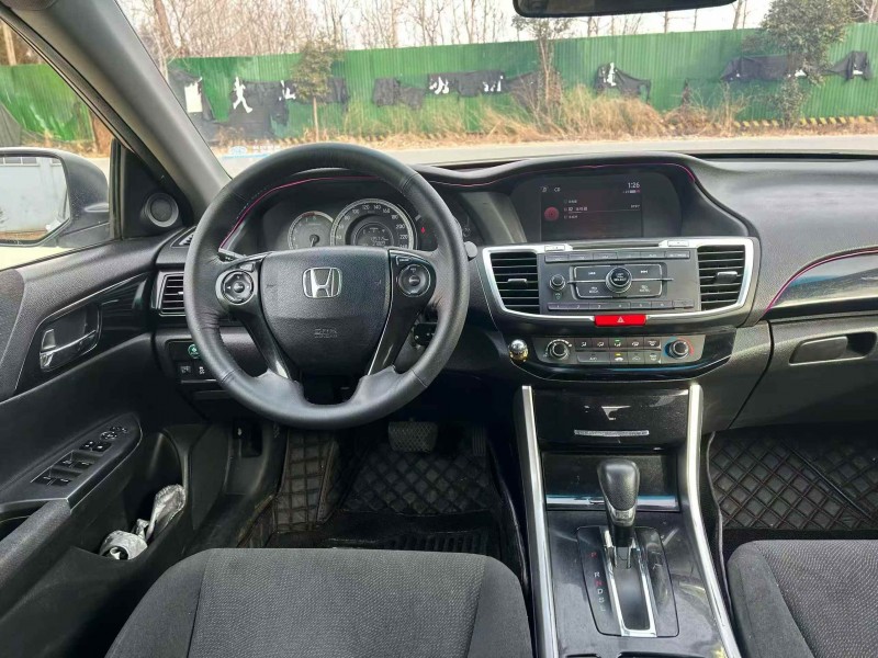 淄博16年本田雅阁6