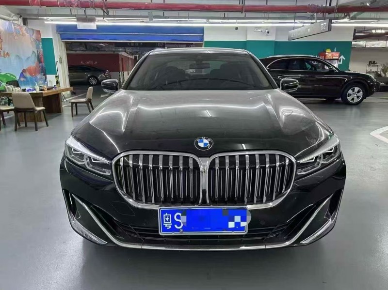 深圳21年宝马7系1