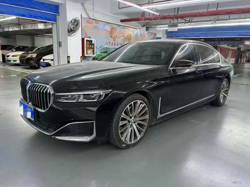 深圳21年宝马7系3