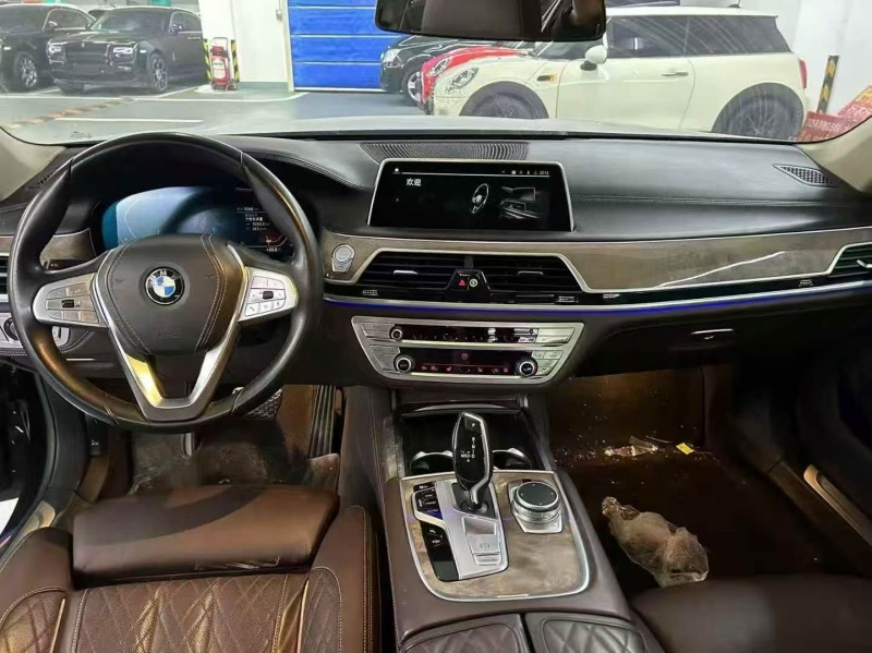 深圳21年宝马7系5