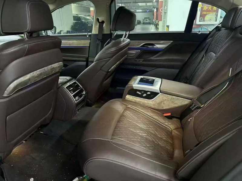 深圳21年宝马7系6