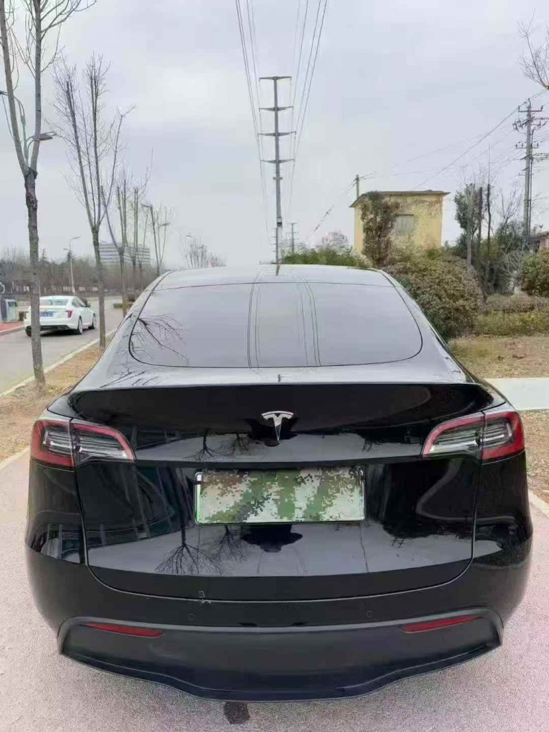 烟台23年特斯拉MODEL Y9