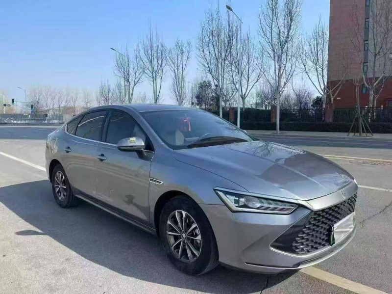 焦作25年比亚迪秦3