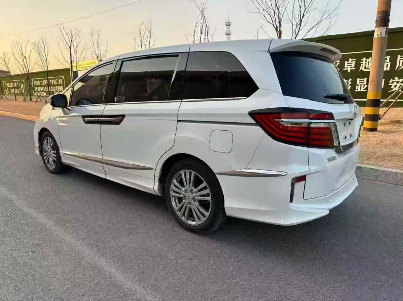 枣庄18年本田艾力绅9