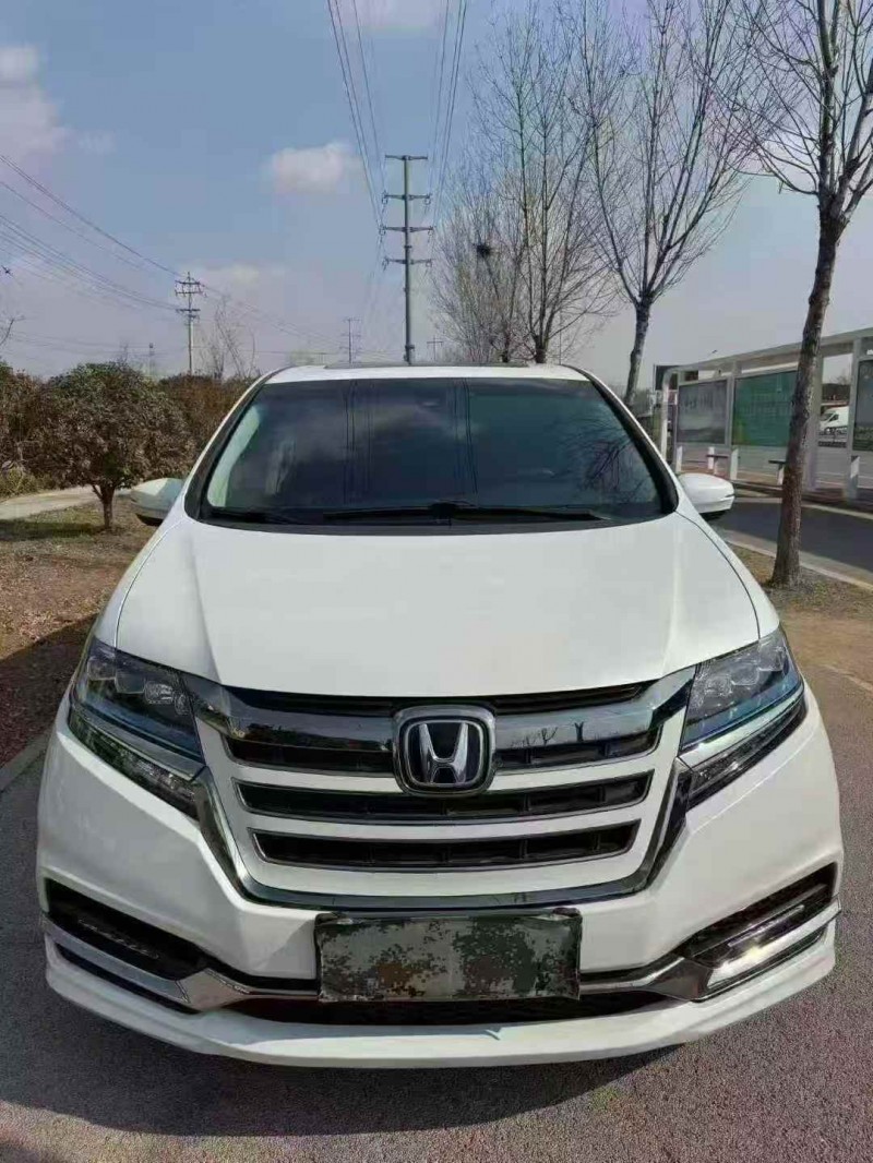 济宁21年本田艾力绅1