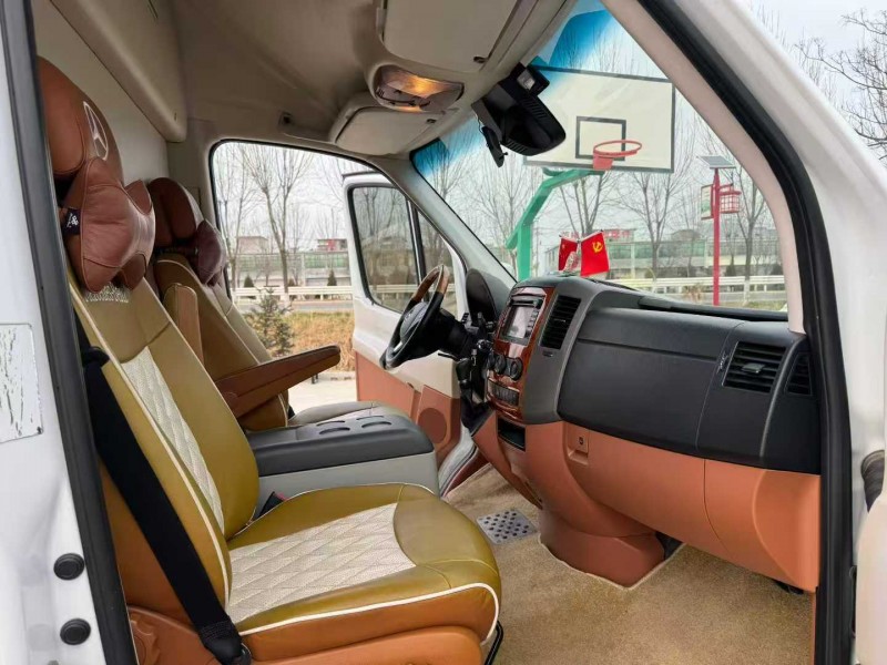 徐州15年奔驰斯宾特5