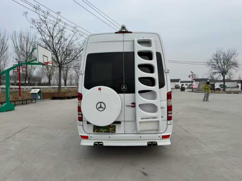 徐州15年奔驰斯宾特8