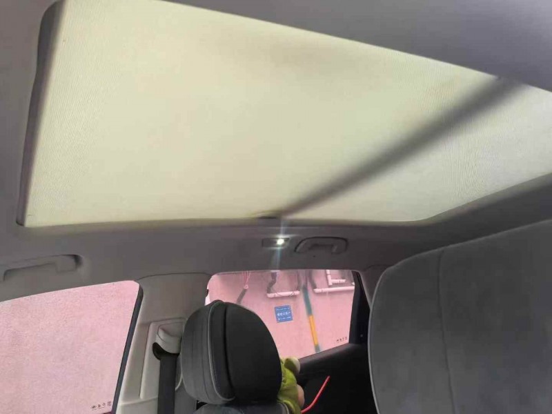 潍坊19年红旗HS56