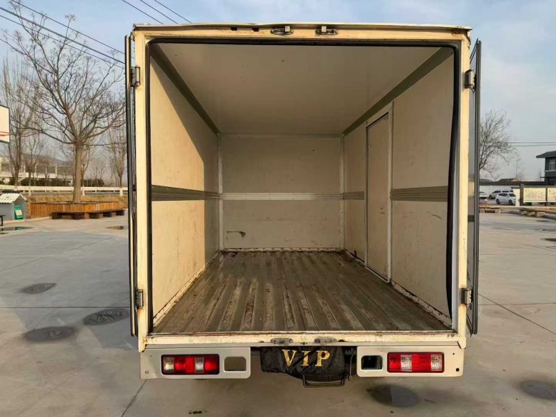 徐州22年华晨T306