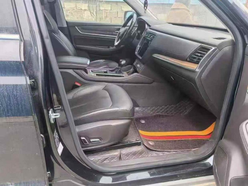 潍坊18年荣威RX84