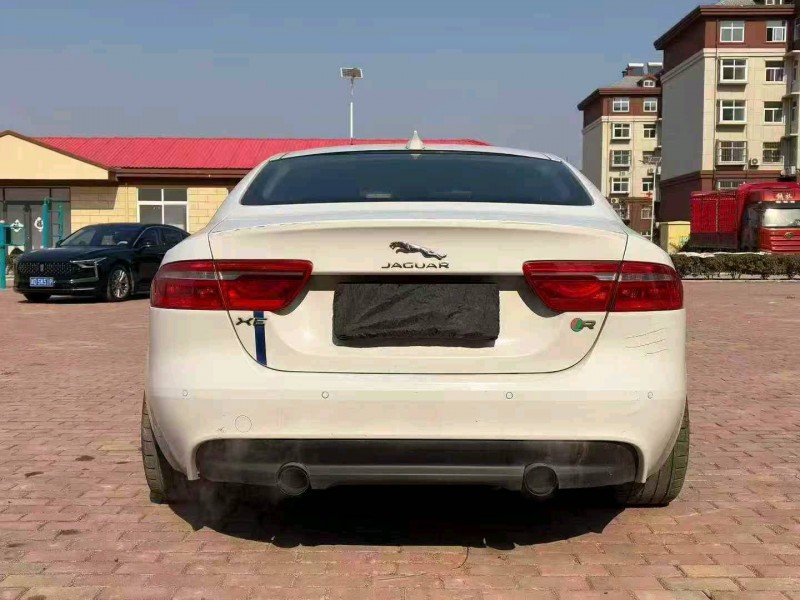 潍坊16年捷豹XE9