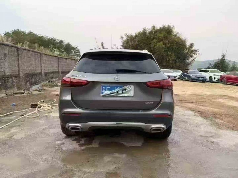 汕头22年奔驰GLA9