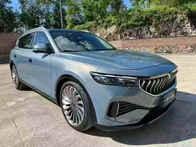 江门22年岚图汽车FREE3