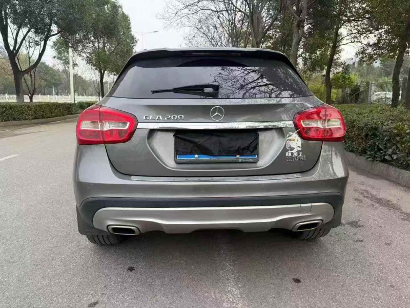 张家界16年奔驰GLA6