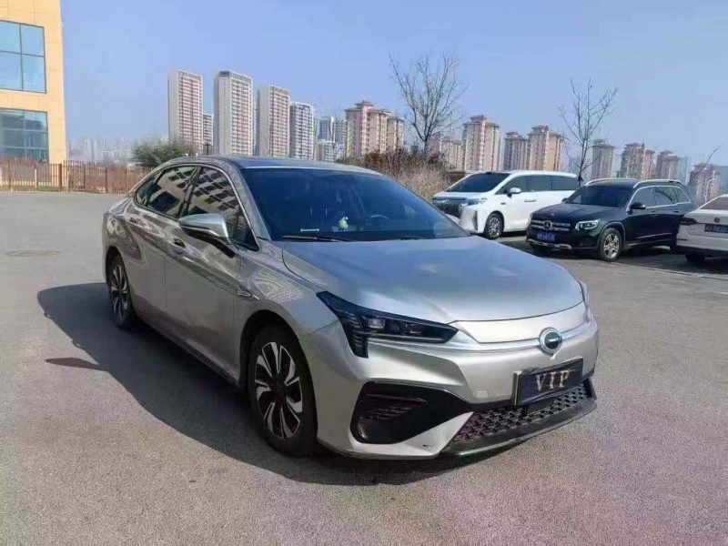 济宁22年传祺埃安S3