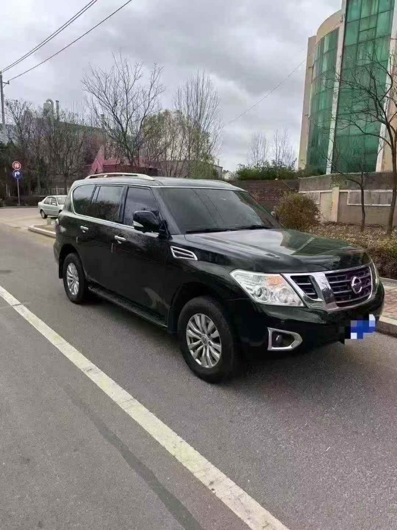 东营19年日产途乐3