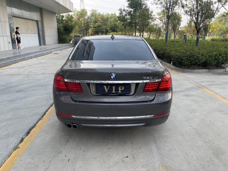 济宁15年宝马7系7