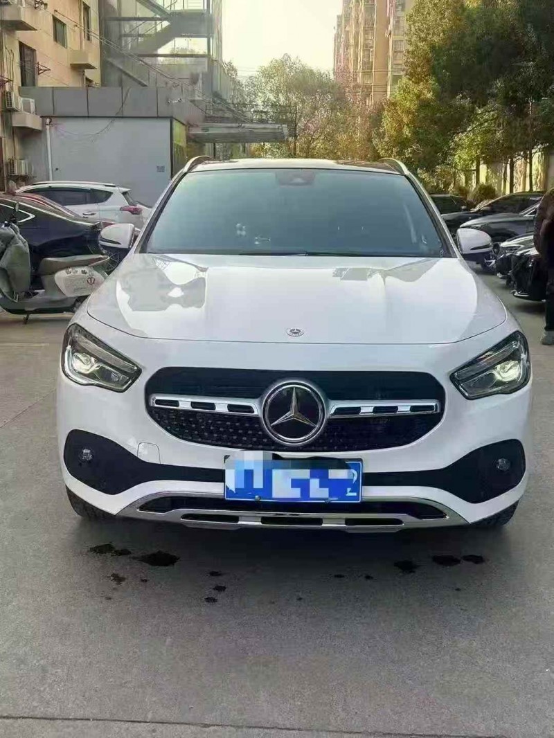 安庆23年奔驰GLA1