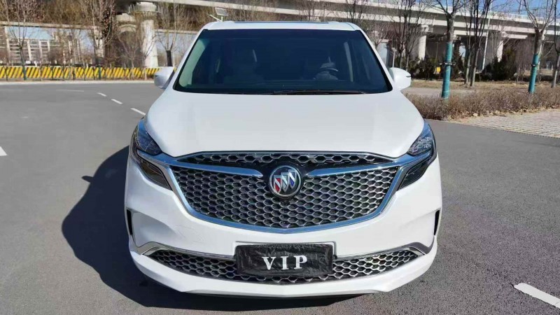 天津22年别克GL81