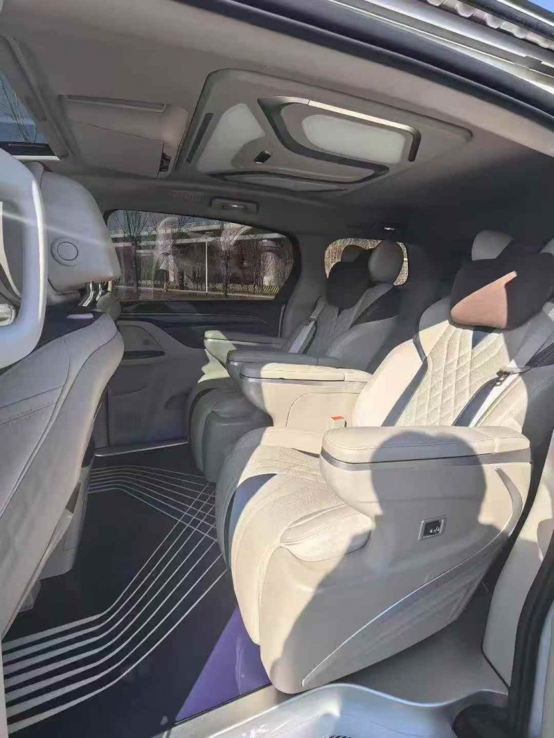 天津22年别克GL84