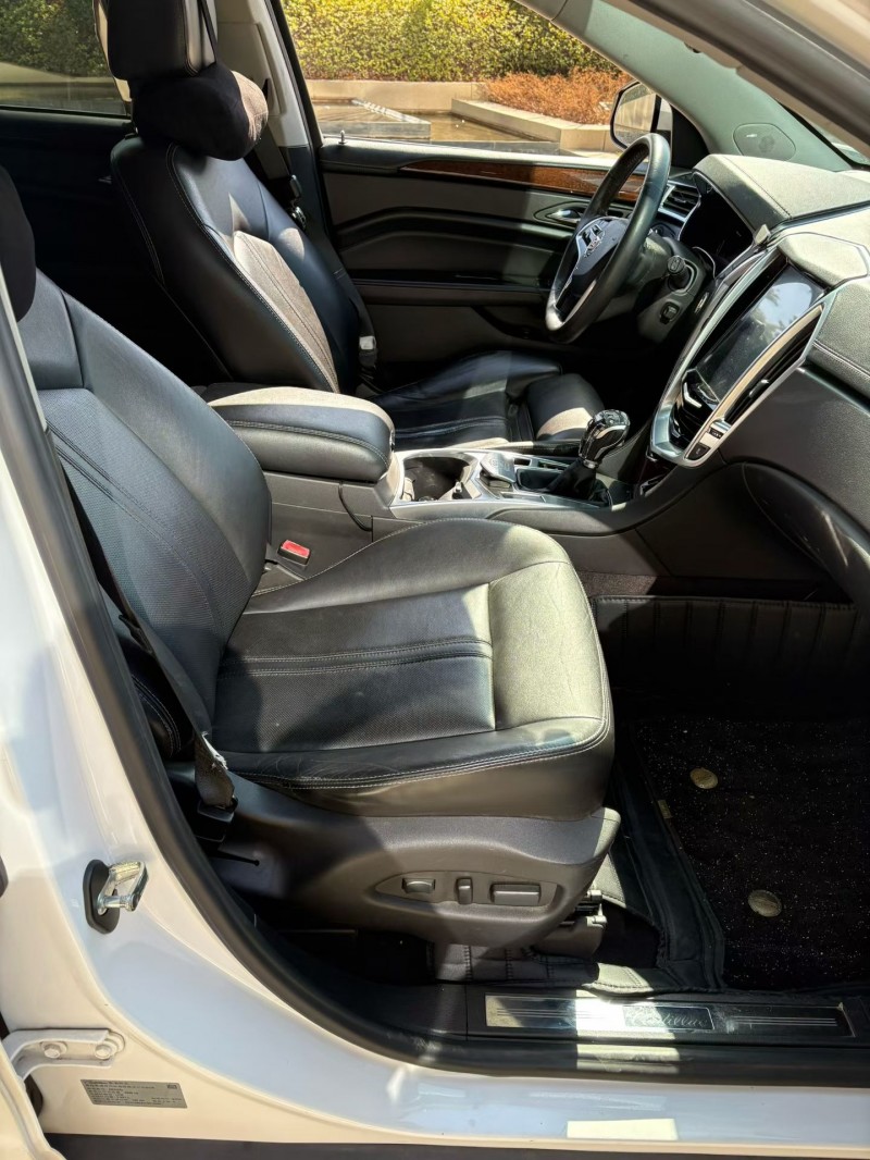 常州14年凯迪拉克SRX8