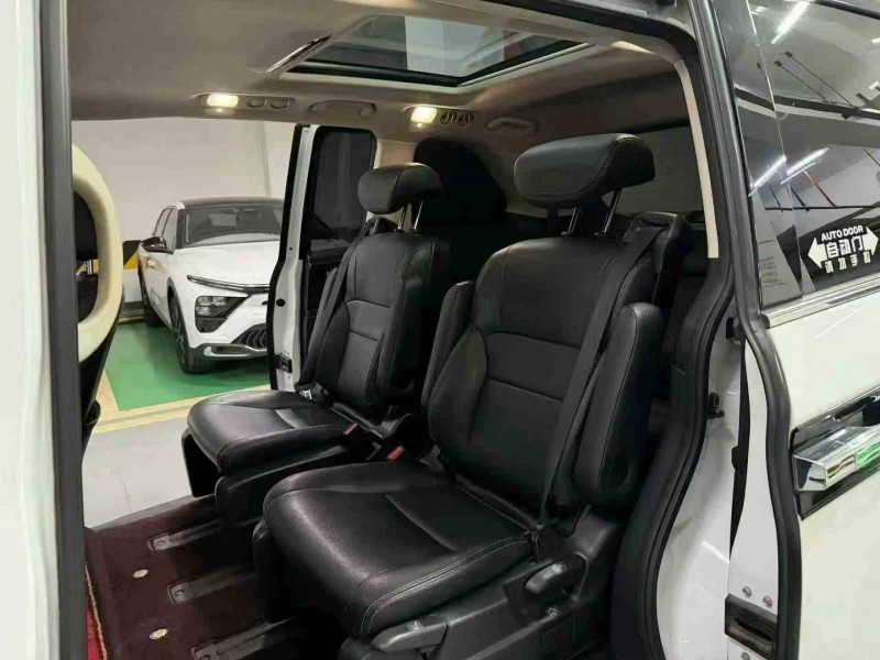 泸州18年本田艾力绅6