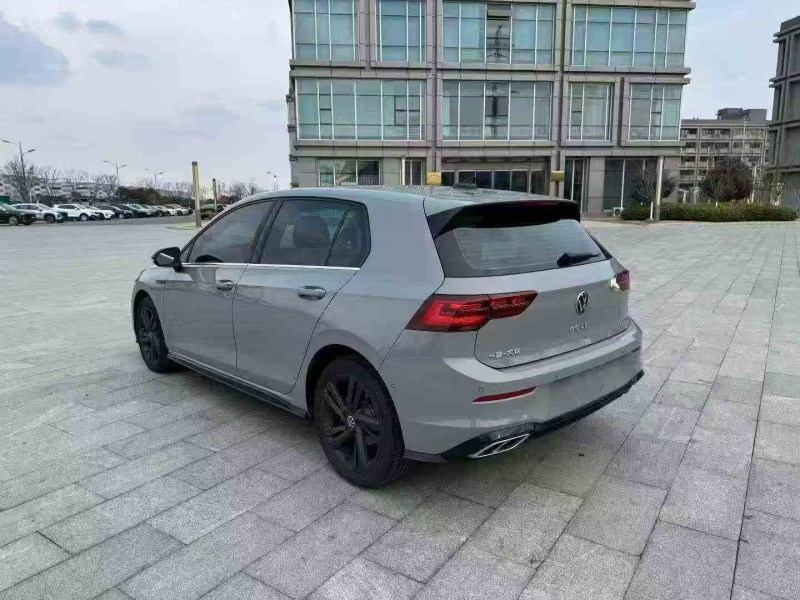 苏州23年大众高尔夫8