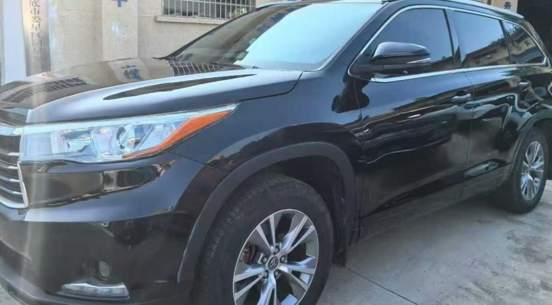 成都18年丰田汉兰达3