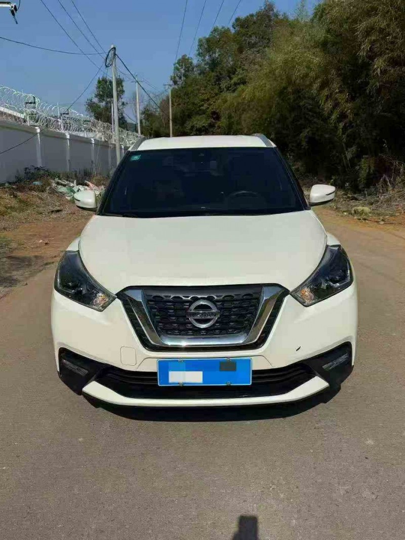 龙岩18年日产逍客1