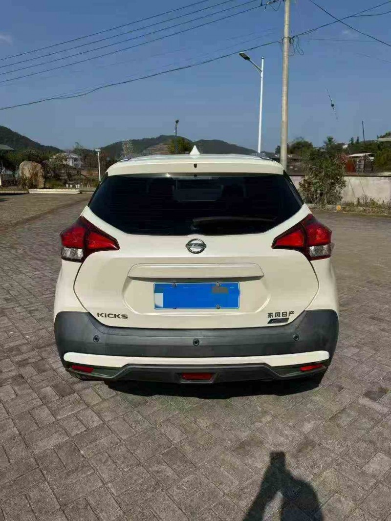 龙岩18年日产逍客9