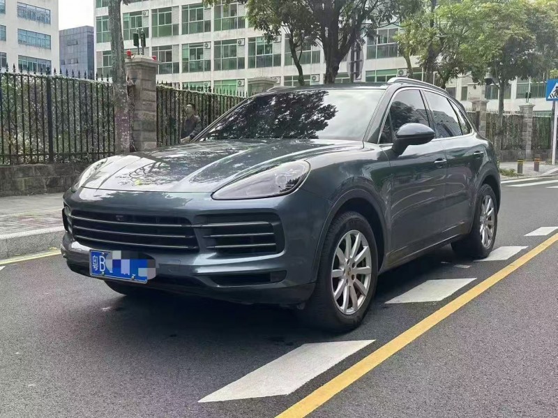 深圳18年保时捷卡宴2