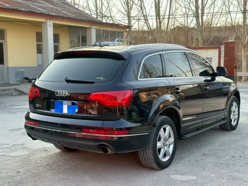 淄博12年奥迪Q77