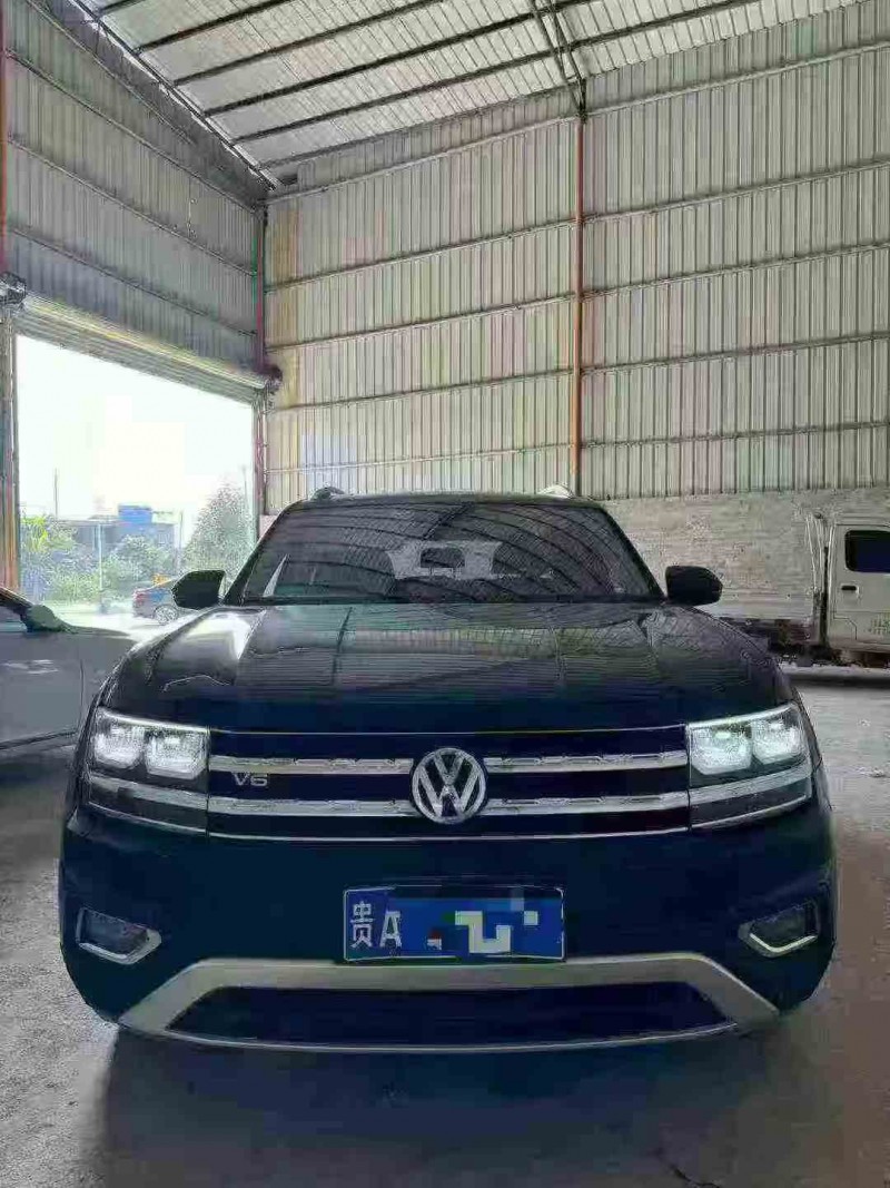 钦州18年大众途昂1