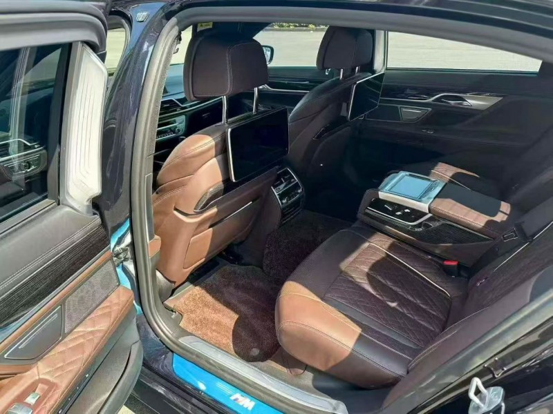 三明22年宝马7系5