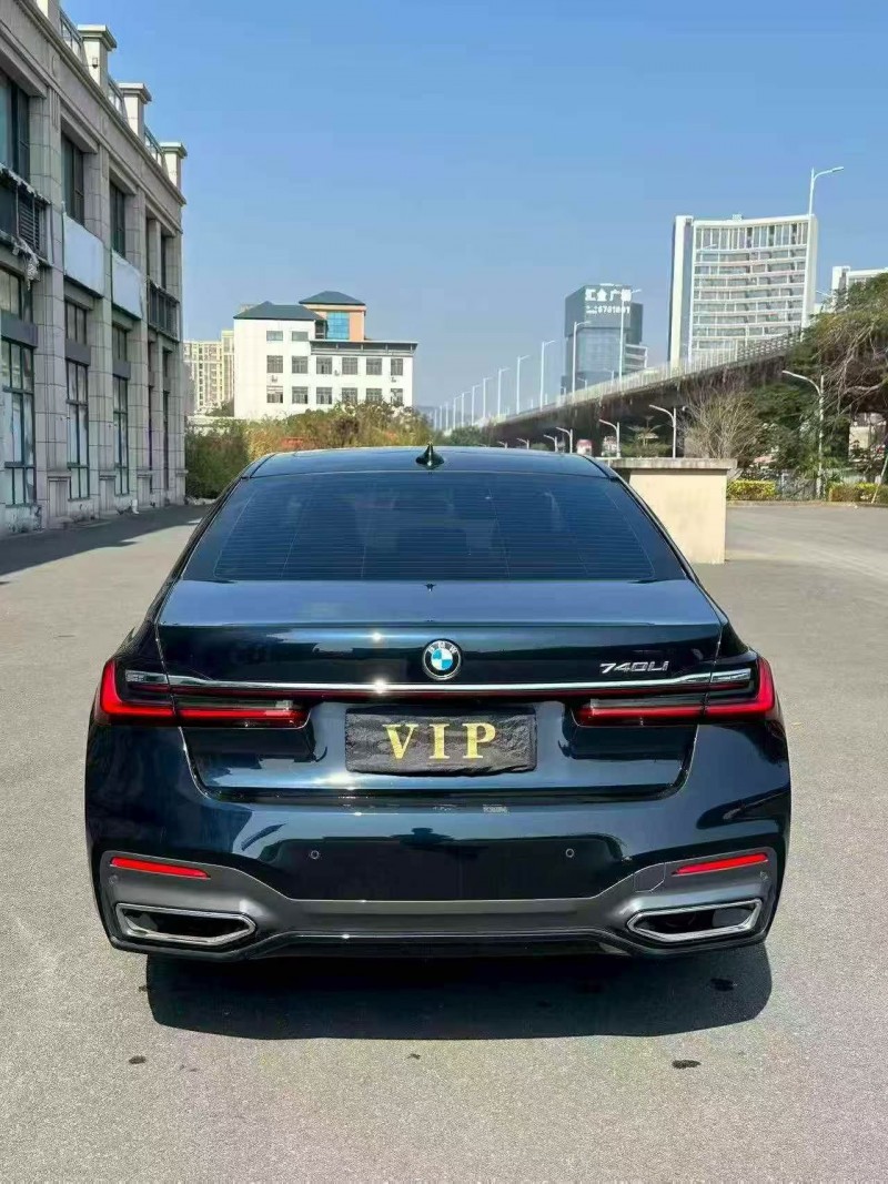 三明22年宝马7系8