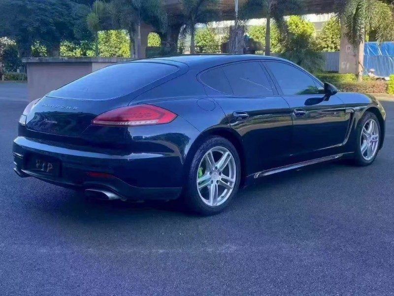 漳州14年保时捷帕拉梅拉7