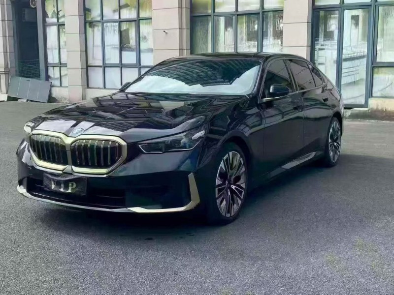 三明24年宝马5系9