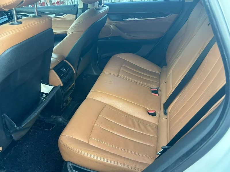 思茅17年宝马X64