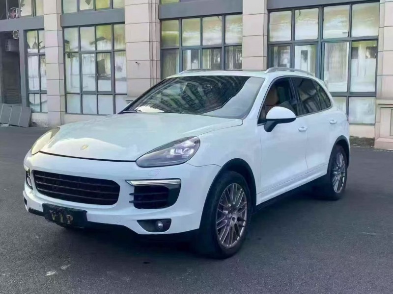 三明14年保时捷卡宴3