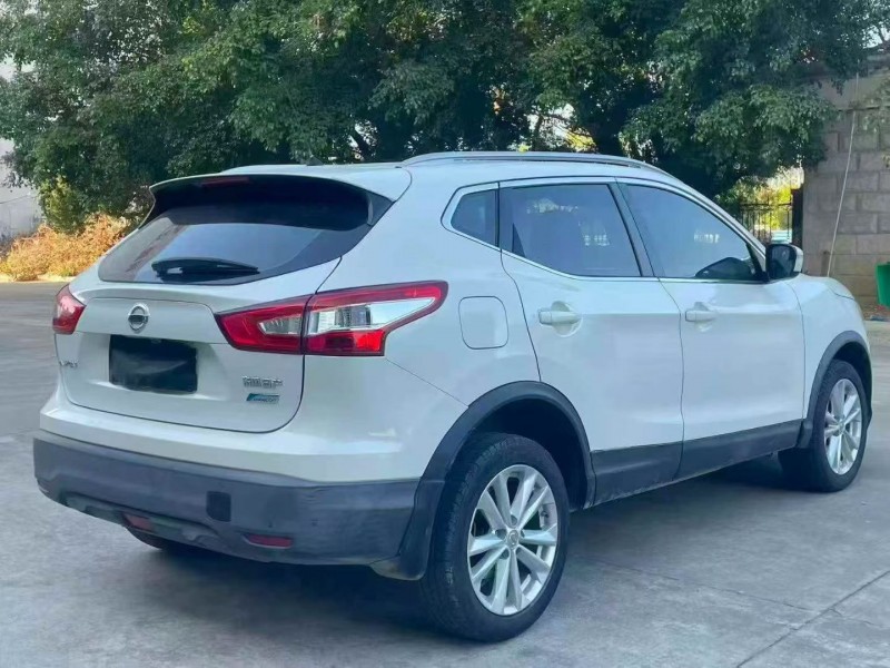 淮南16年日产逍客7