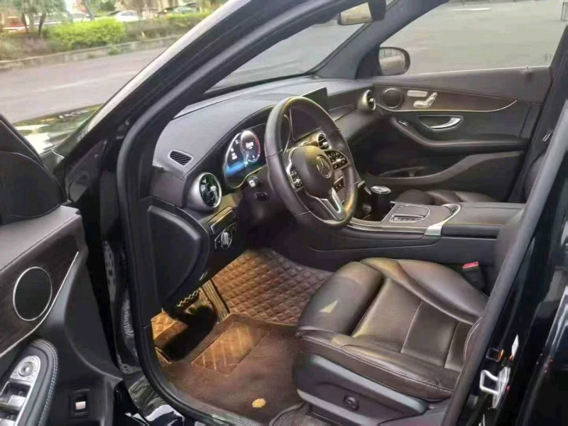 三明23年奔驰GLC2