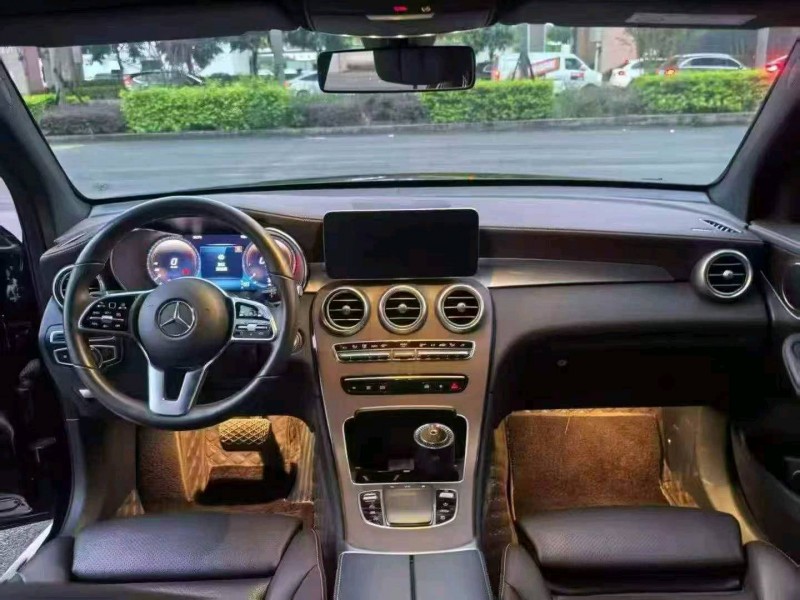 三明23年奔驰GLC6