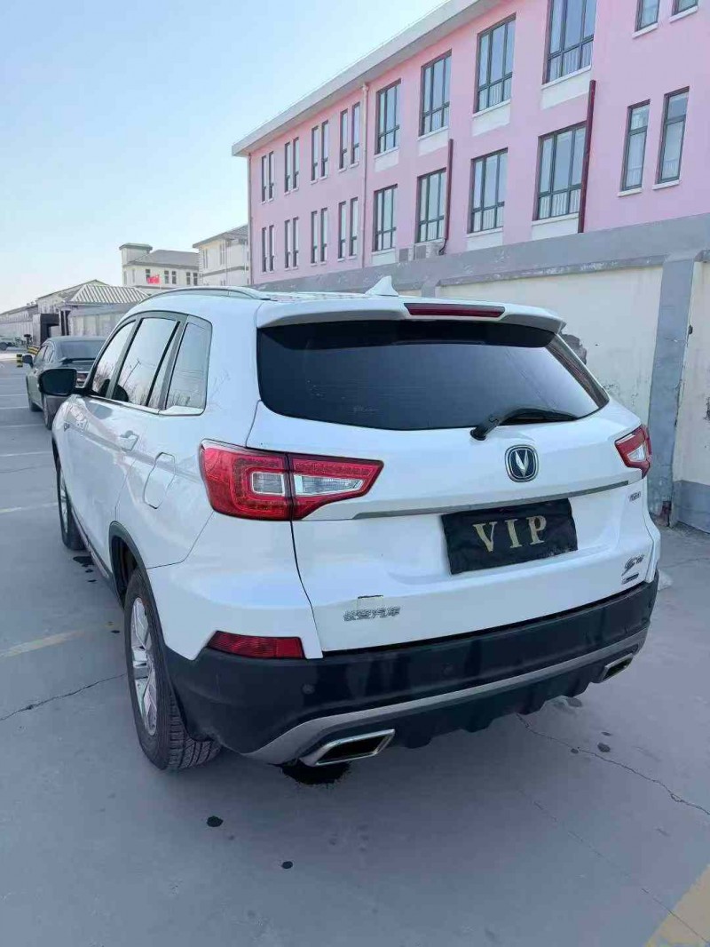 天津17年长安汽车CS752