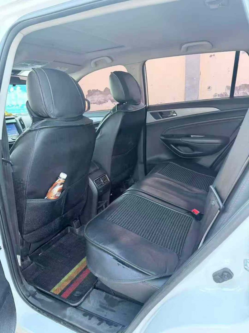 天津17年长安汽车CS754