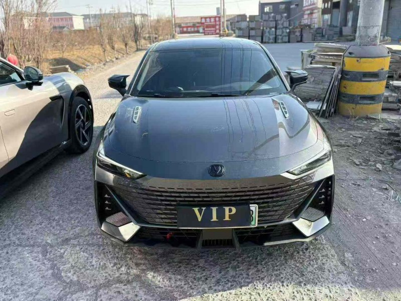 天津23年长安汽车UNI1